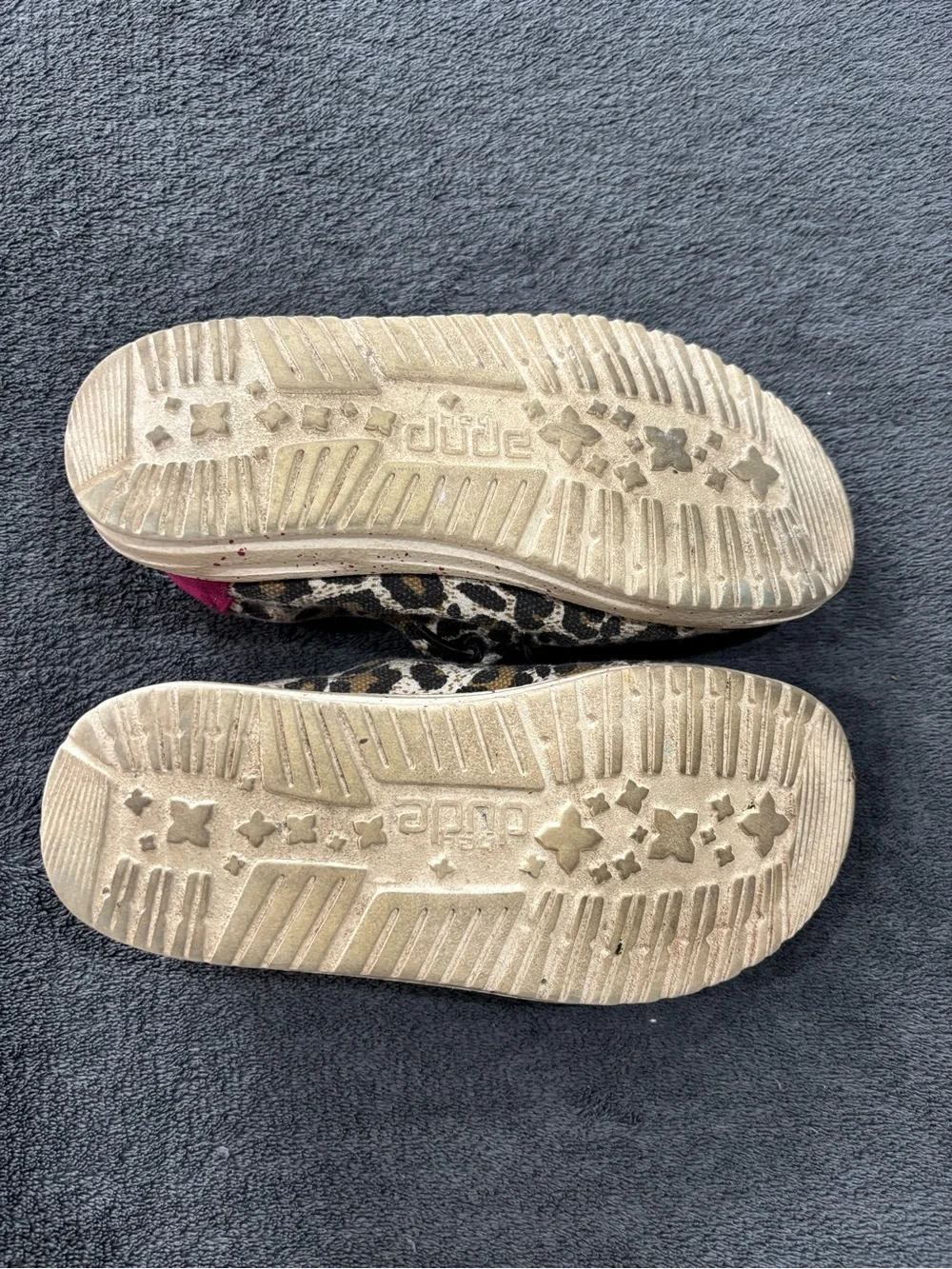Hey Dude Girls Size 12 Kids Cheetah Pink Slip On Shoes